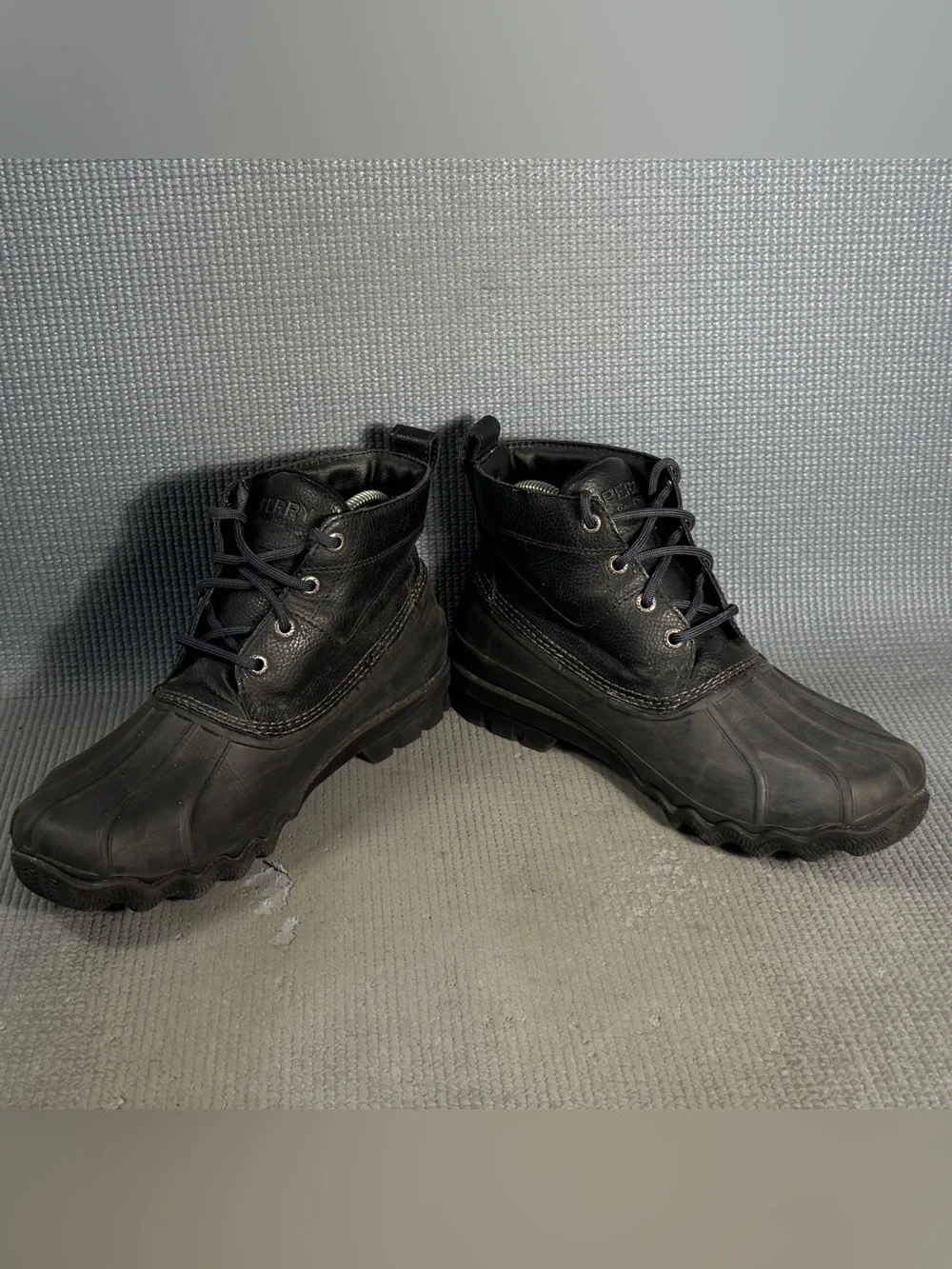 Sperry men brewster